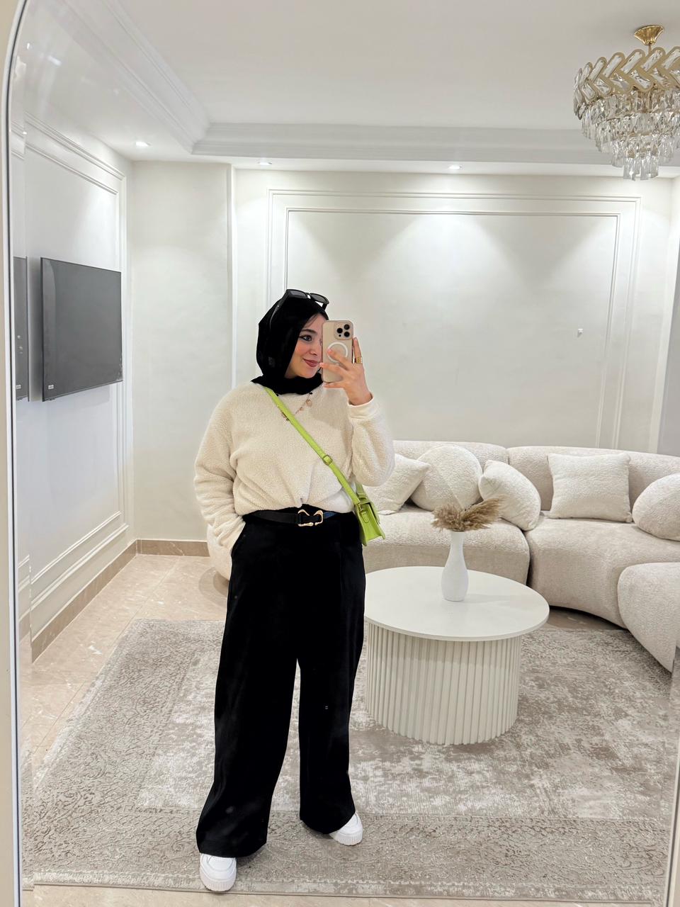 سروال لوجي